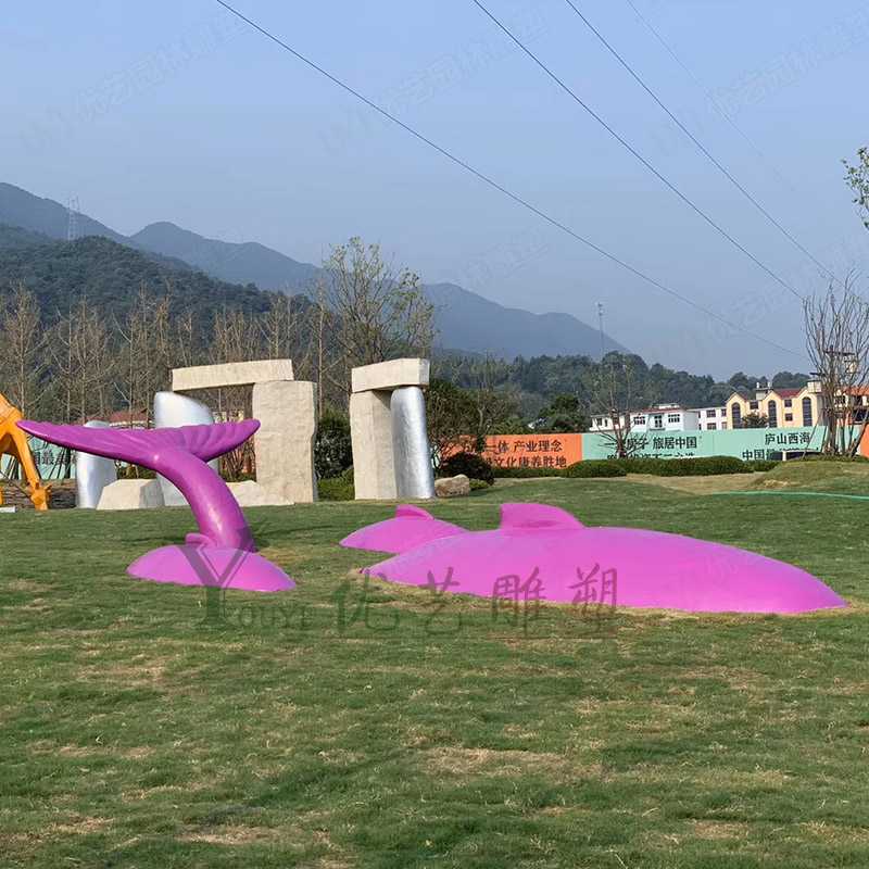 小區(qū)景觀雕塑規(guī)劃時要注意什么呢？