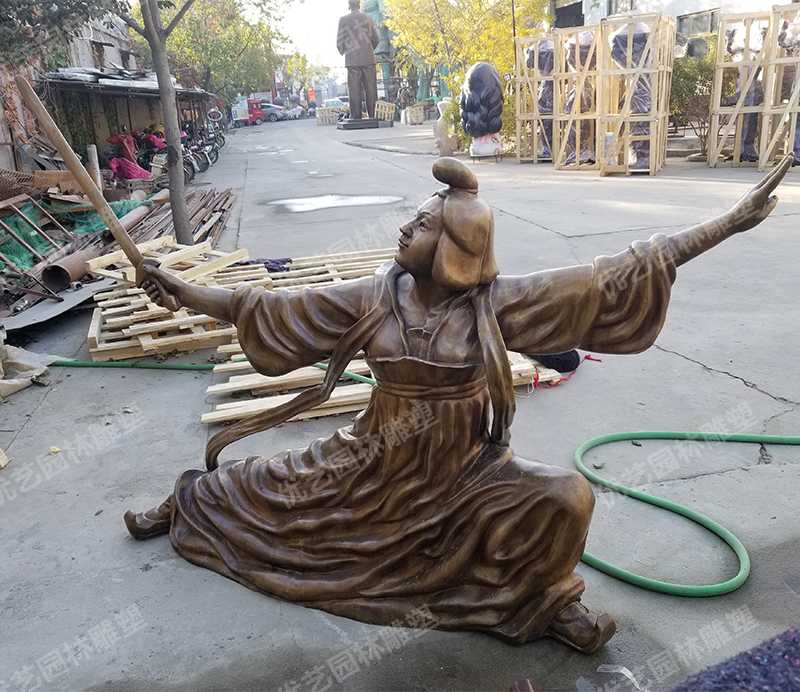 舞劍銅人物雕塑，古代銅人物雕塑