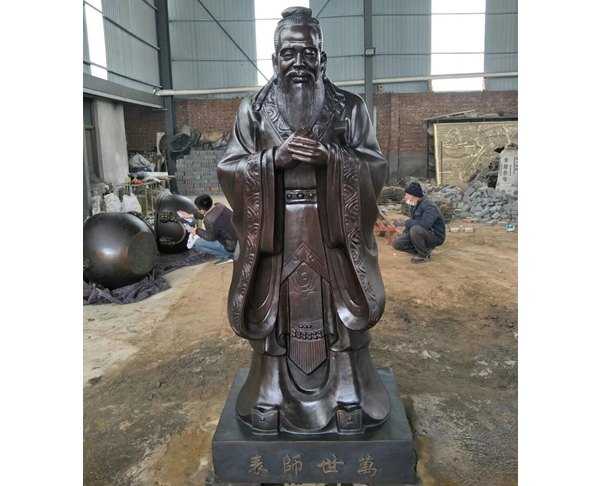 玻璃鋼人物雕塑有什么特點(diǎn)呢？